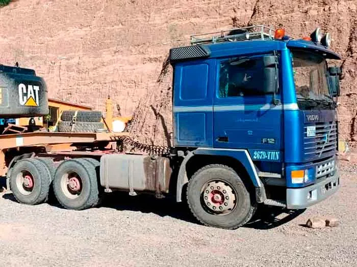 Tracto camión para cargas