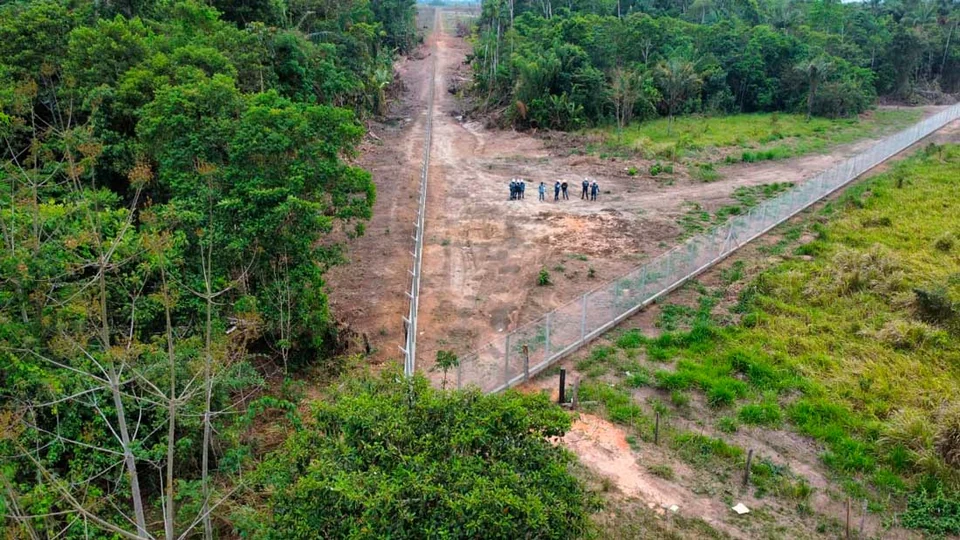 Construcción Cerco Perimetral Planta de Generación Y Subestación Guayaramerín · Fotografía 1