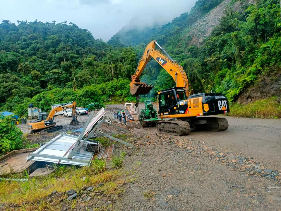 Estabilización de Taludes Con Lanzado de Hormigón (Lanzado de Shotcrete) Subestación de Sehuencas · Fotografía 3